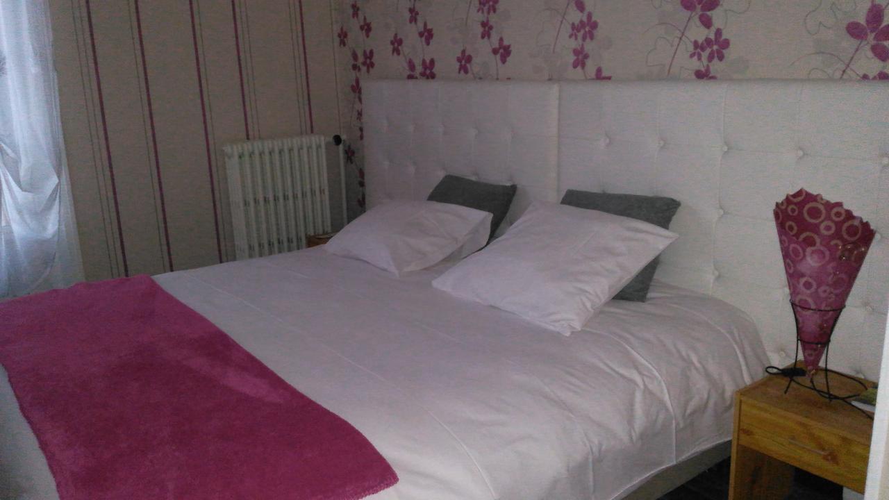 Hotel Saint-Michel Les Monts d'Aunay Eksteriør bilde