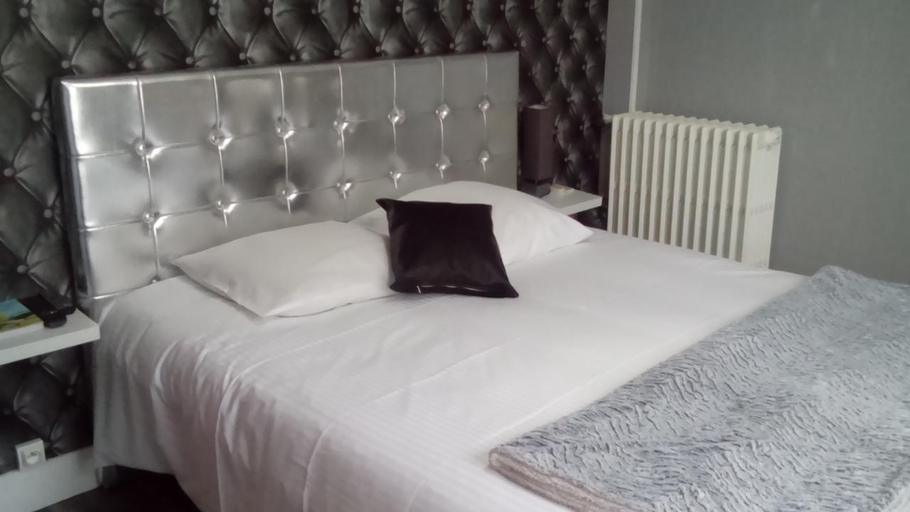 Hotel Saint-Michel Les Monts d'Aunay Eksteriør bilde